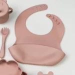 ست ظرف غذا کودک سیلیکونی همراه پیشبند مدل گوسفند کد M224 - Image 5