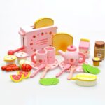 اسباب بازی چوبی صبحانه خوری همراه با توستر