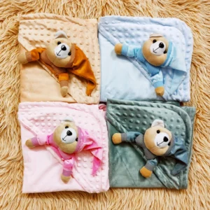 پتوی نوزاد مدل خرس کلاه دار سایز 77×80 سانتی متر گرم و لطیف