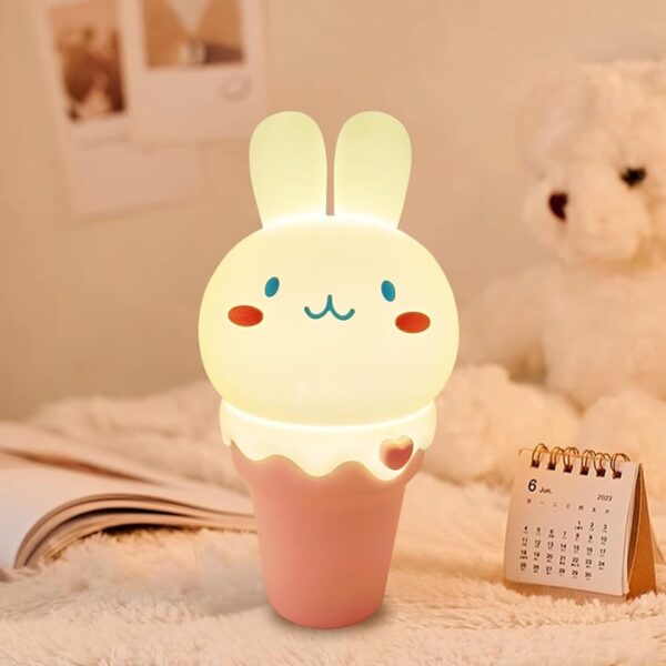 چراغ خواب کودک مدل بستنی خرگوشی دوست‌داشتنی فانتزی - Image 1