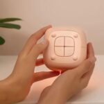 چراغ خواب و ساعت کودک مدل خوک دوست‌داشتنی - Image 3