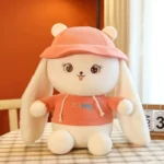 عروسک خرگوش کلاهدار مدل گوش دراز ارتفاع 22 سانتی‌متر